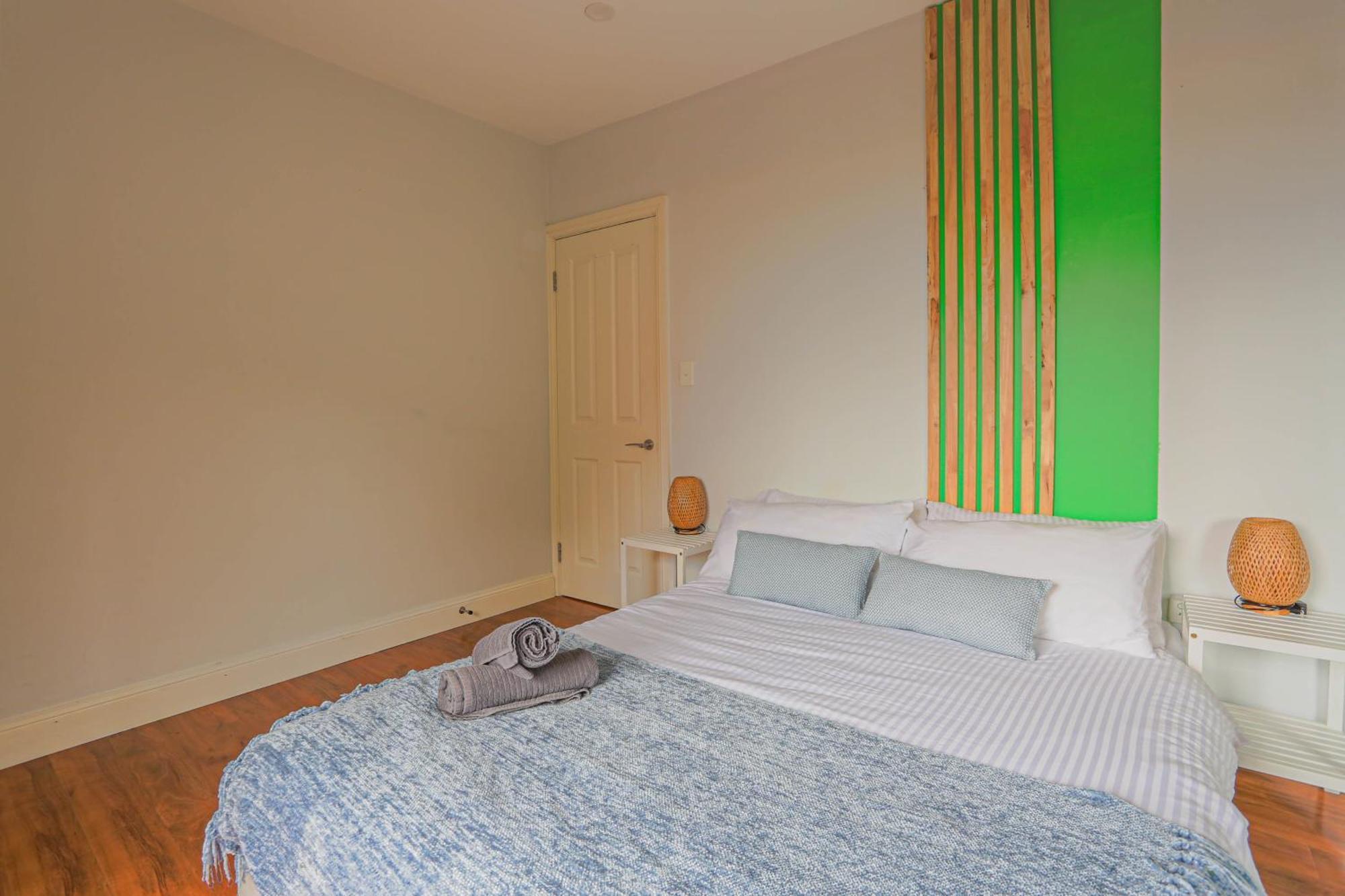 Charming 2 Bedroom House Woolloomooloo * Sydney
